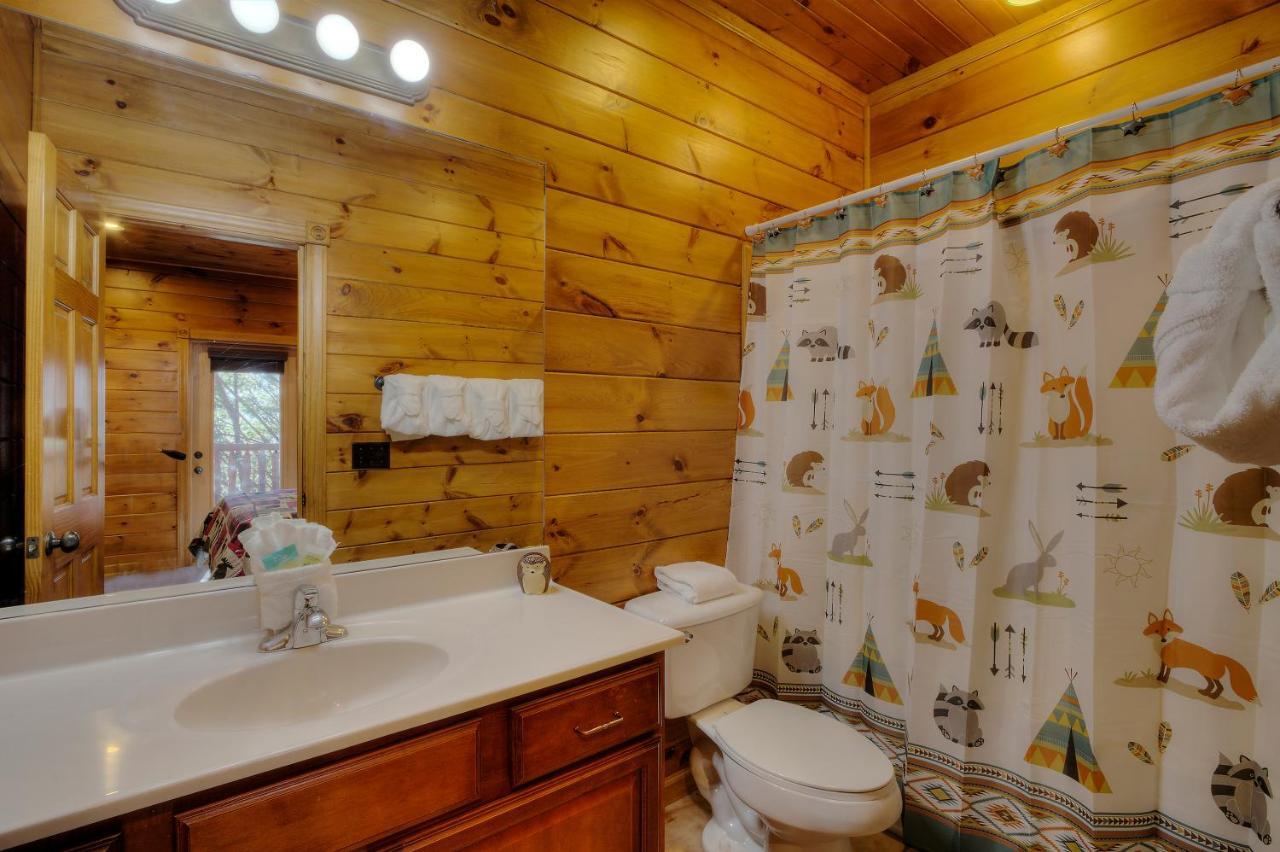 Smoky Mountain Views Villa แกตลิงเบิร์ก ภายนอก รูปภาพ