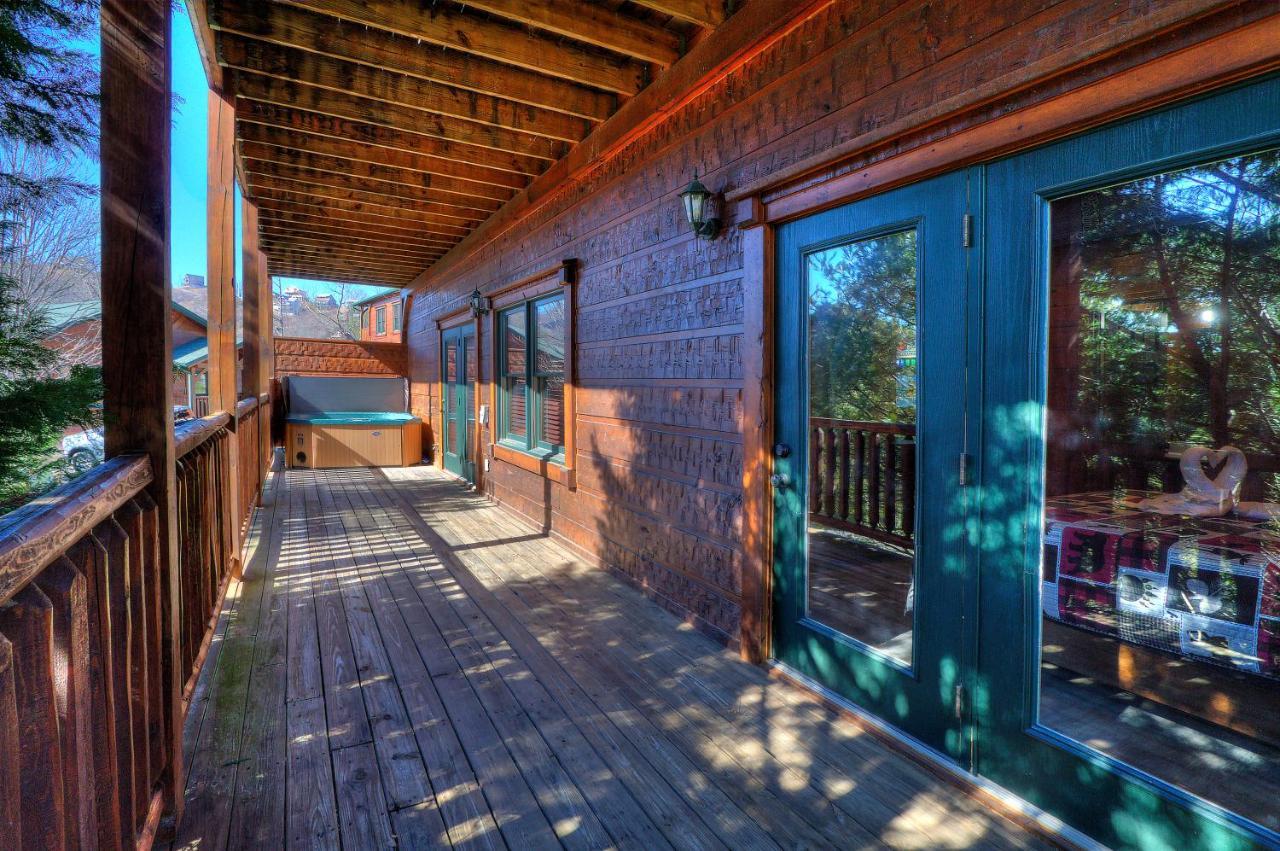 Smoky Mountain Views Villa แกตลิงเบิร์ก ภายนอก รูปภาพ